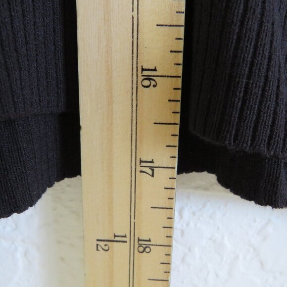 LOFT* Women's Long Sleeve Four Button Down Straight Hem Crop Top~ XS - Picture 7 of 9